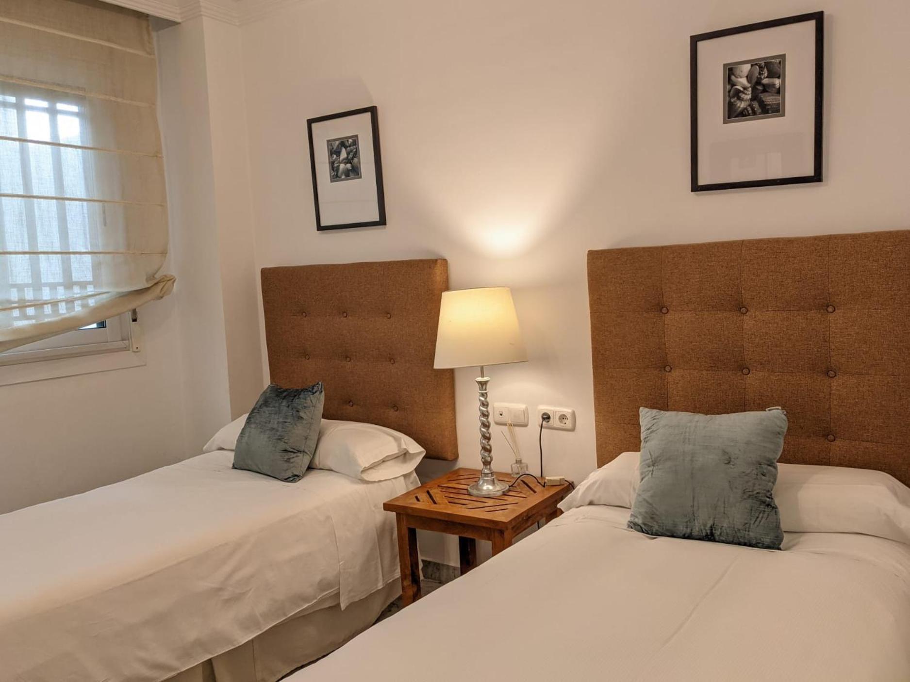 Coral Beach Aparthotel Марбеля Екстериор снимка