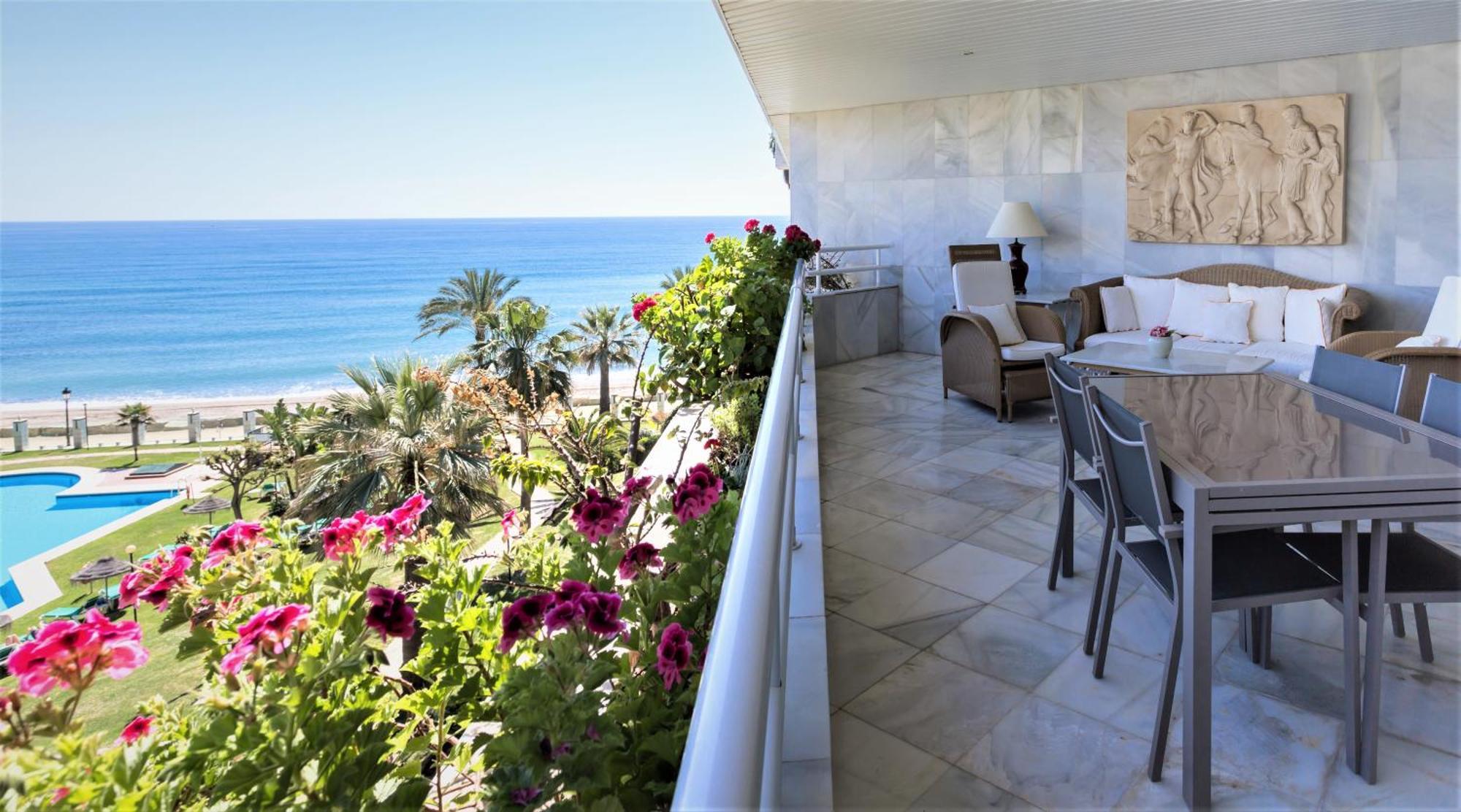 Coral Beach Aparthotel Марбеля Екстериор снимка