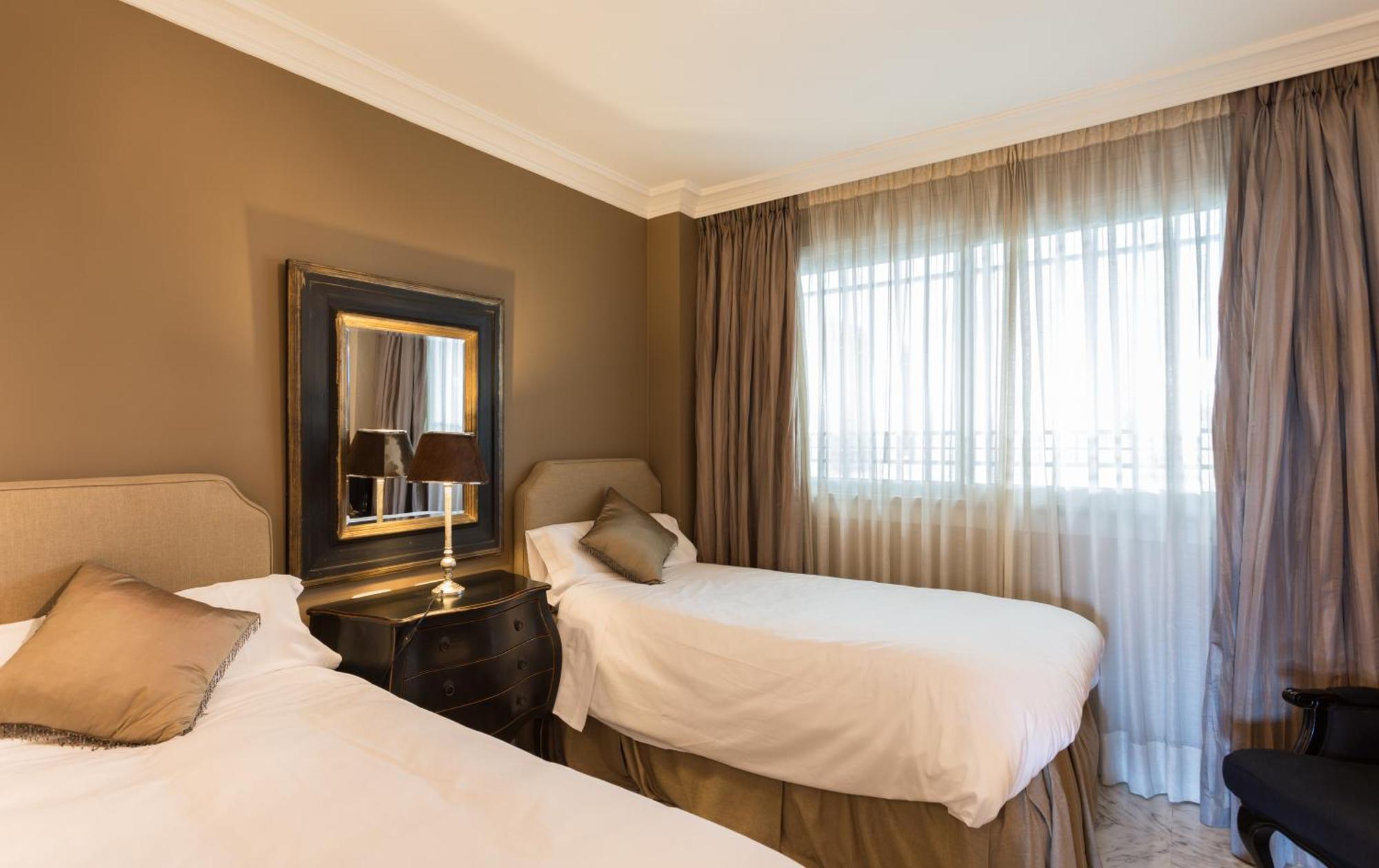 Coral Beach Aparthotel Марбеля Екстериор снимка